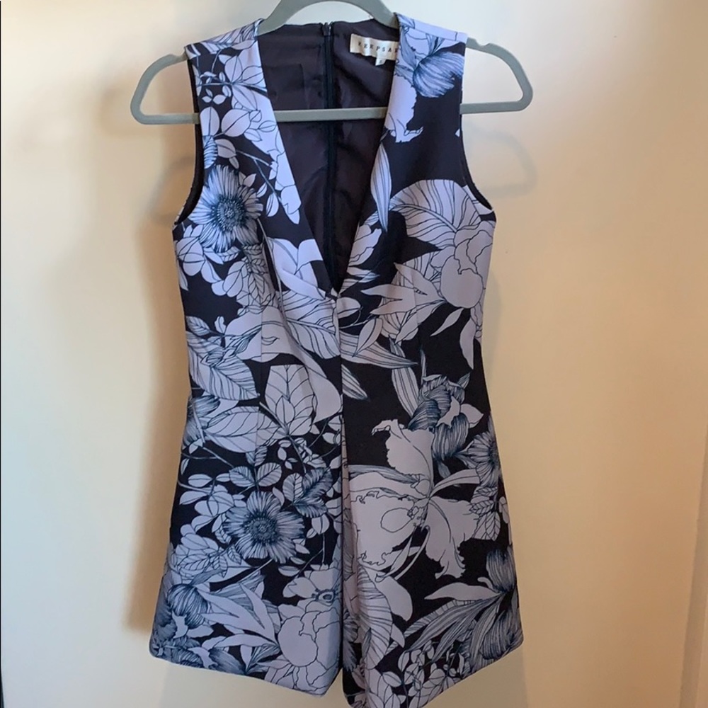 Floral Navy Keepsake Mini Dress with V-Neck - S